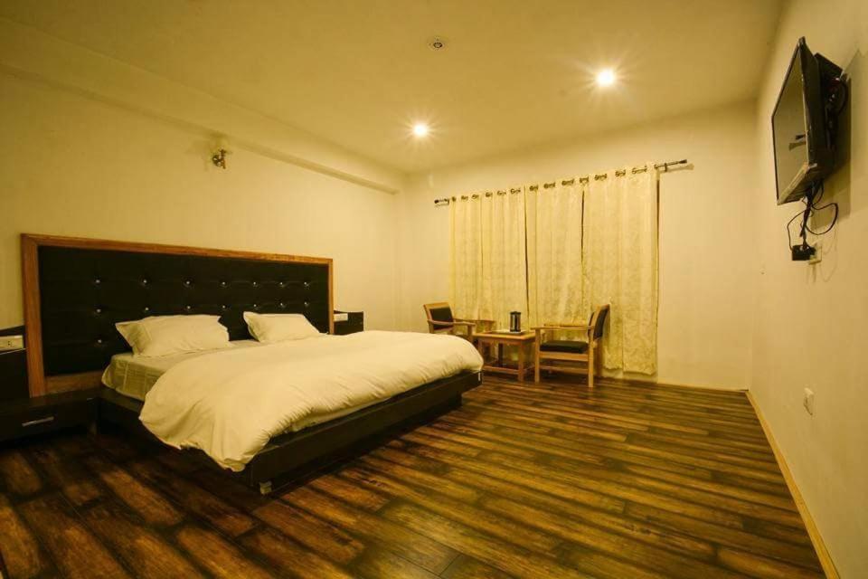 Hotel Om Ladakh Leh Dış mekan fotoğraf