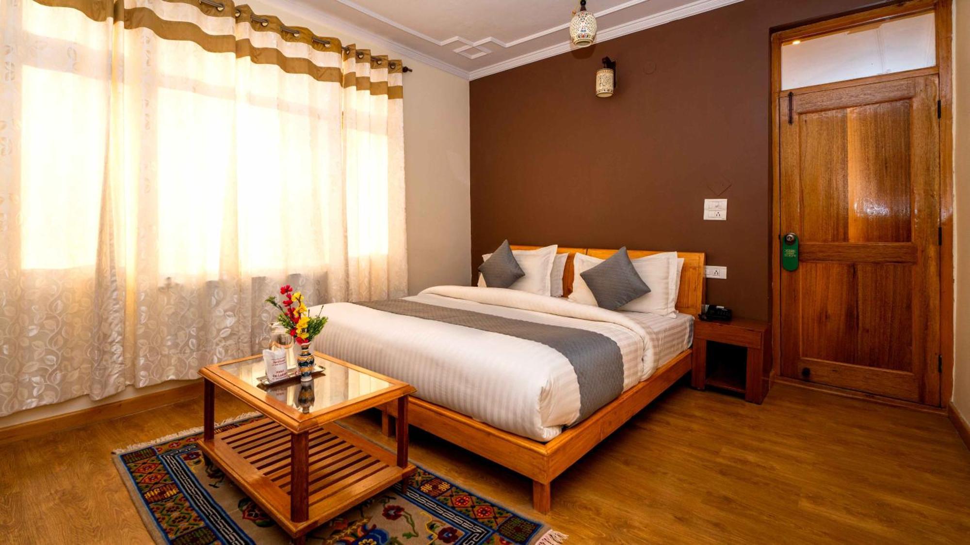 Hotel Om Ladakh Leh Dış mekan fotoğraf