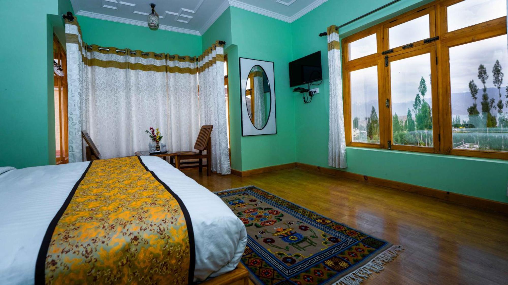 Hotel Om Ladakh Leh Dış mekan fotoğraf