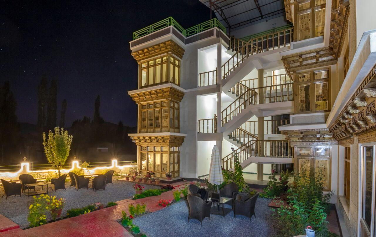 Hotel Om Ladakh Leh Dış mekan fotoğraf