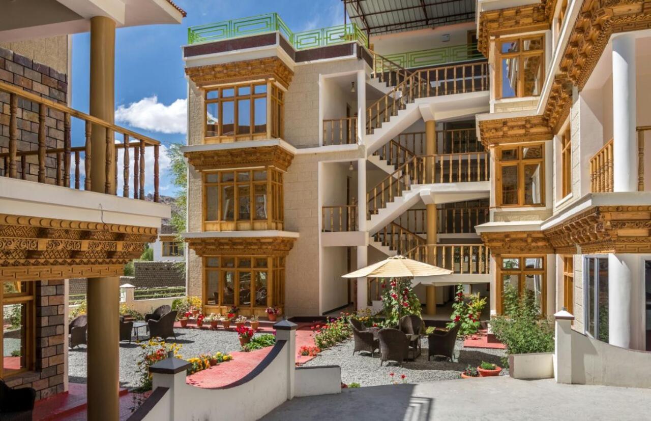 Hotel Om Ladakh Leh Dış mekan fotoğraf
