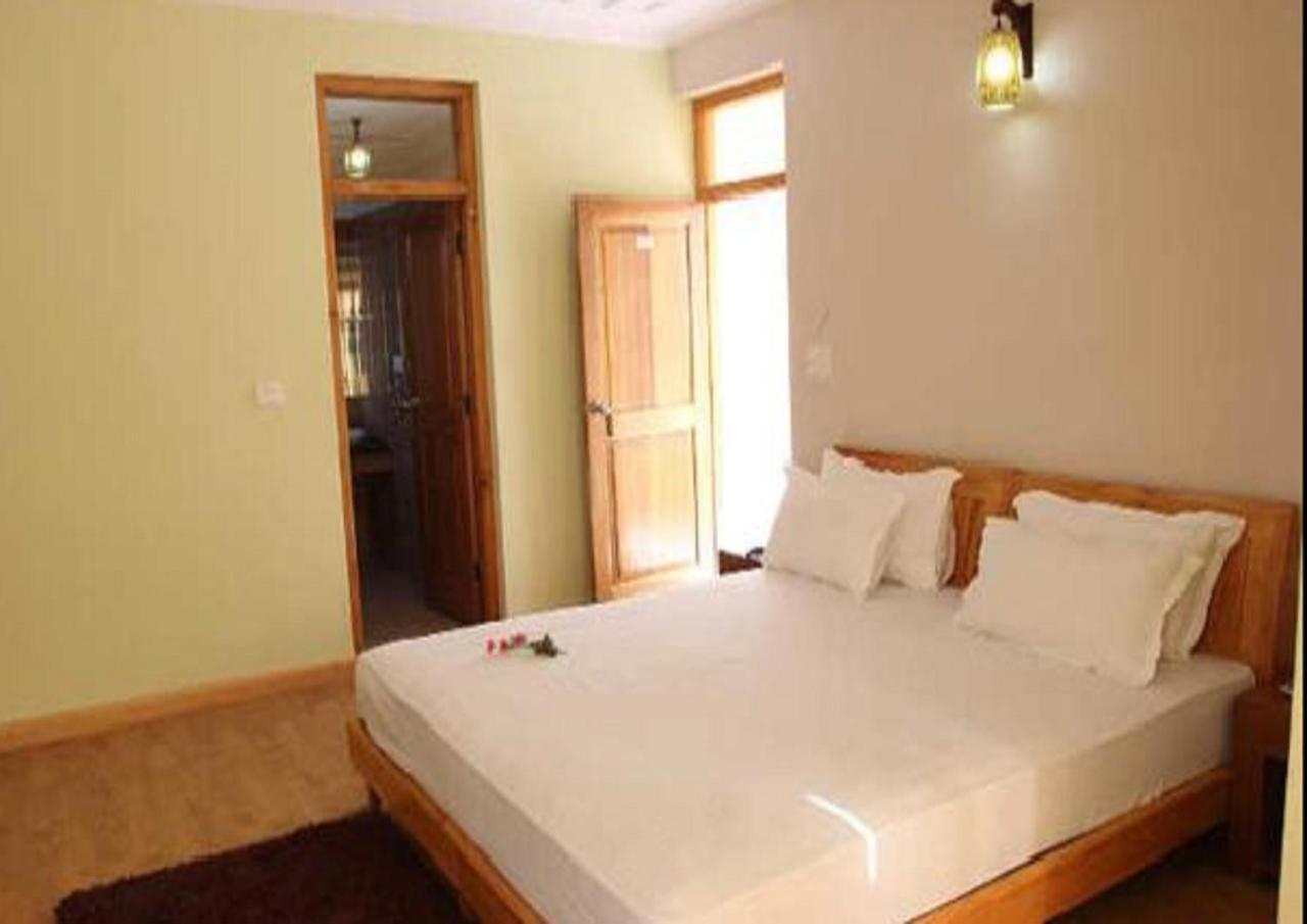 Hotel Om Ladakh Leh Dış mekan fotoğraf