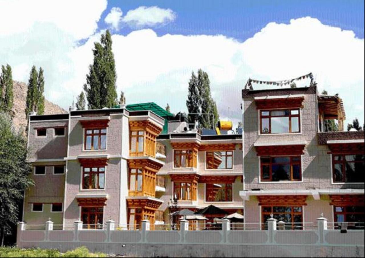 Hotel Om Ladakh Leh Dış mekan fotoğraf