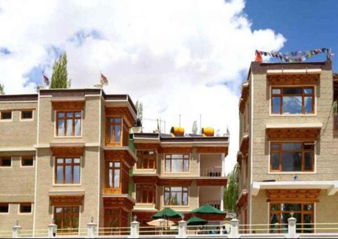 Hotel Om Ladakh Leh Dış mekan fotoğraf