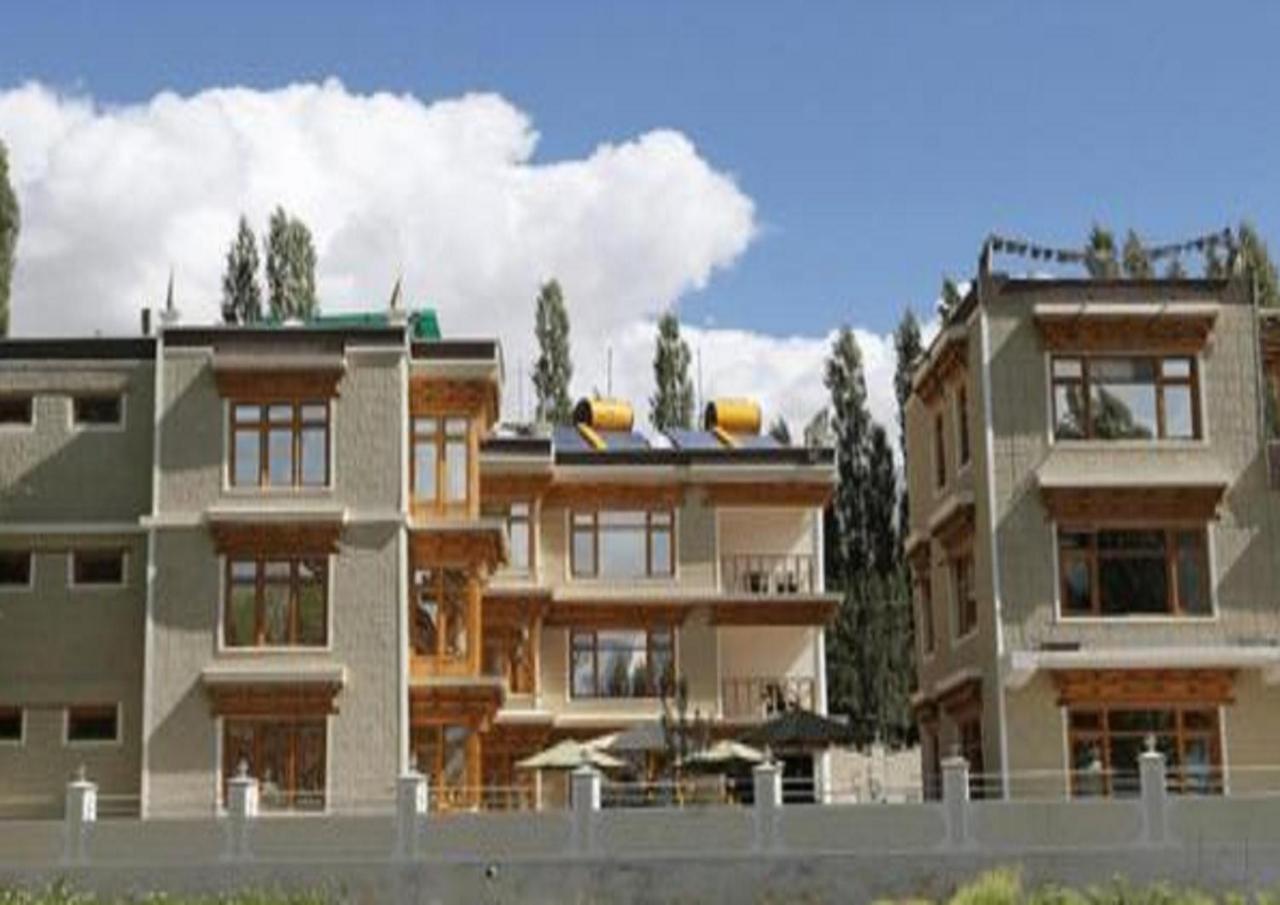 Hotel Om Ladakh Leh Dış mekan fotoğraf